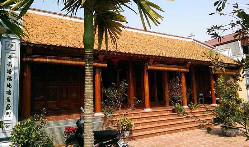 Nhà Kẻ Truyền Bằng Gỗ Nguyên Bản